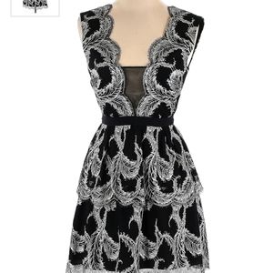 BCBGMaxAzria cocktail dress Katriz feather lace dress